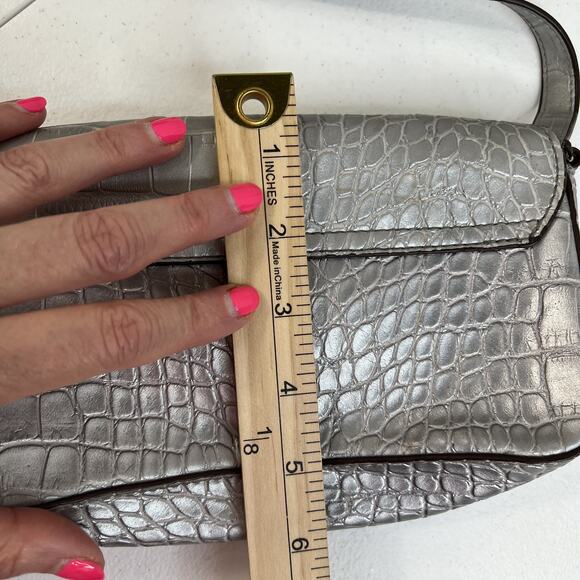 Vtg Y2K Guess Mini Bag Silver Croc Embossed Chain Accent Purse Handbag Retro - Picture 14 of 16
